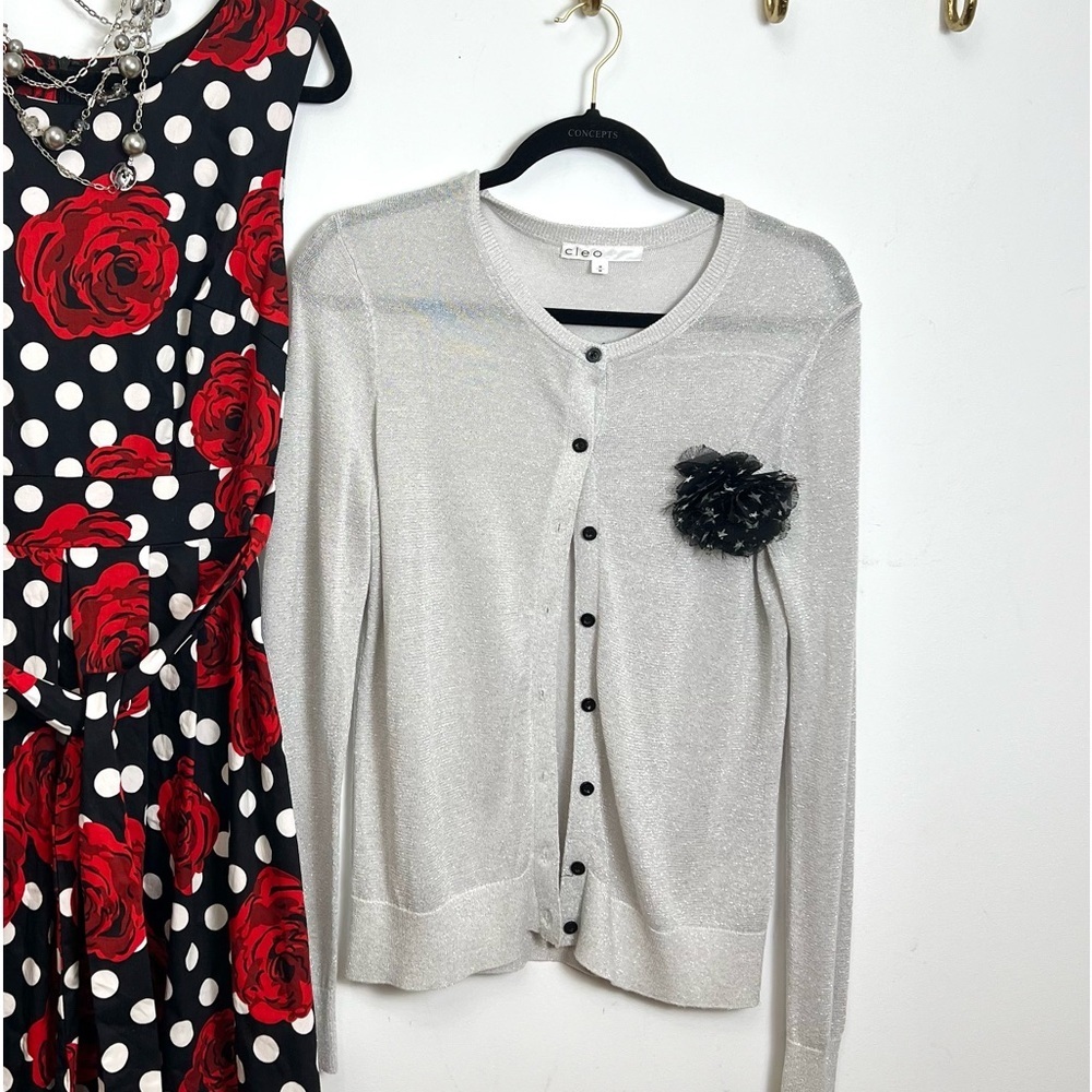 Silver Light grey cardigan sweater M